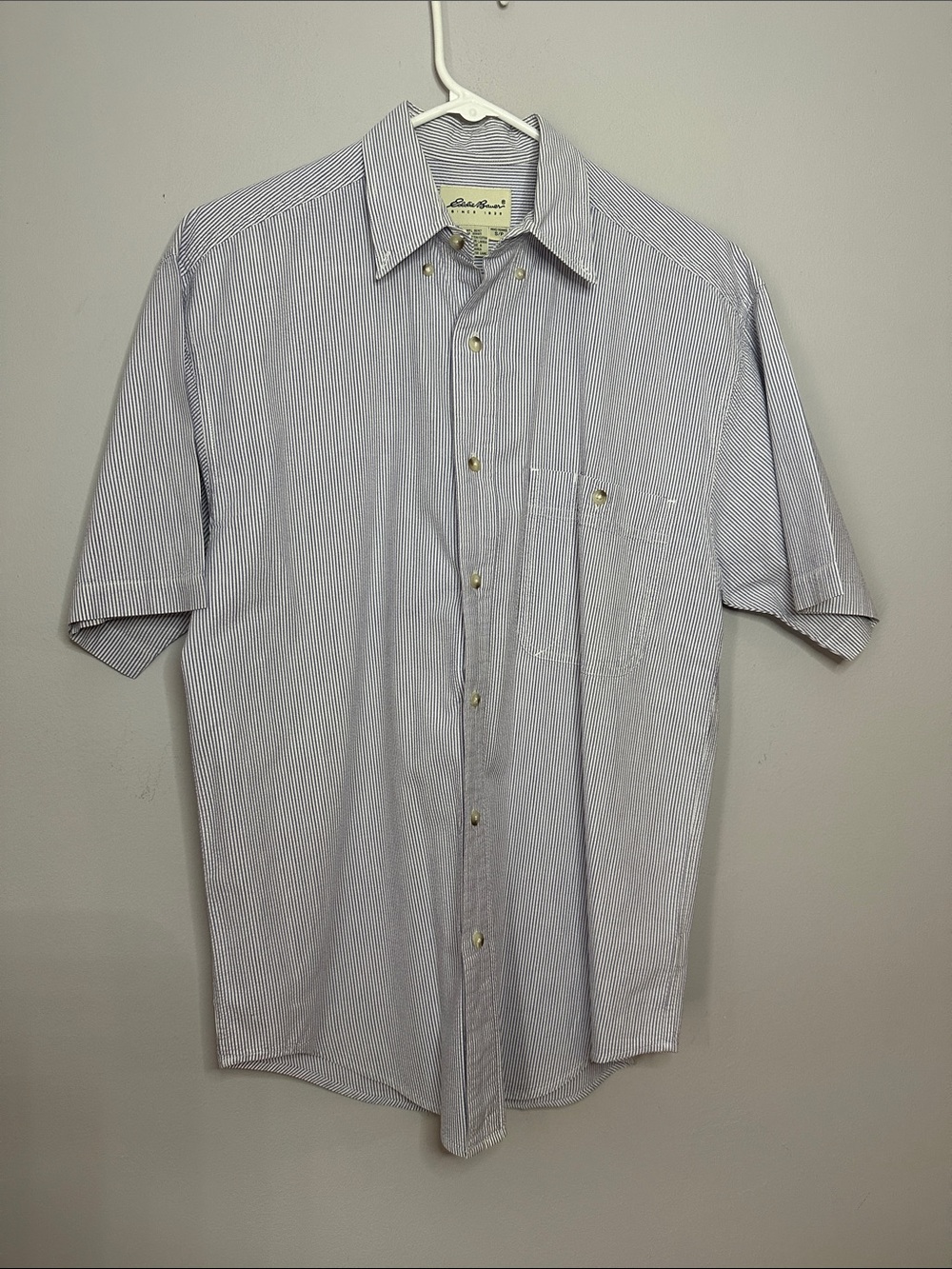 Eddie Bauer Short-Sleeve Button-Up Shirt - Light Blue Stripe size S